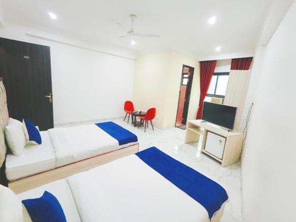 Hotel Almora Sky Near By Delhi International Airport With - Free Airport Pickup And Drop Neu-Delhi Exterior foto
