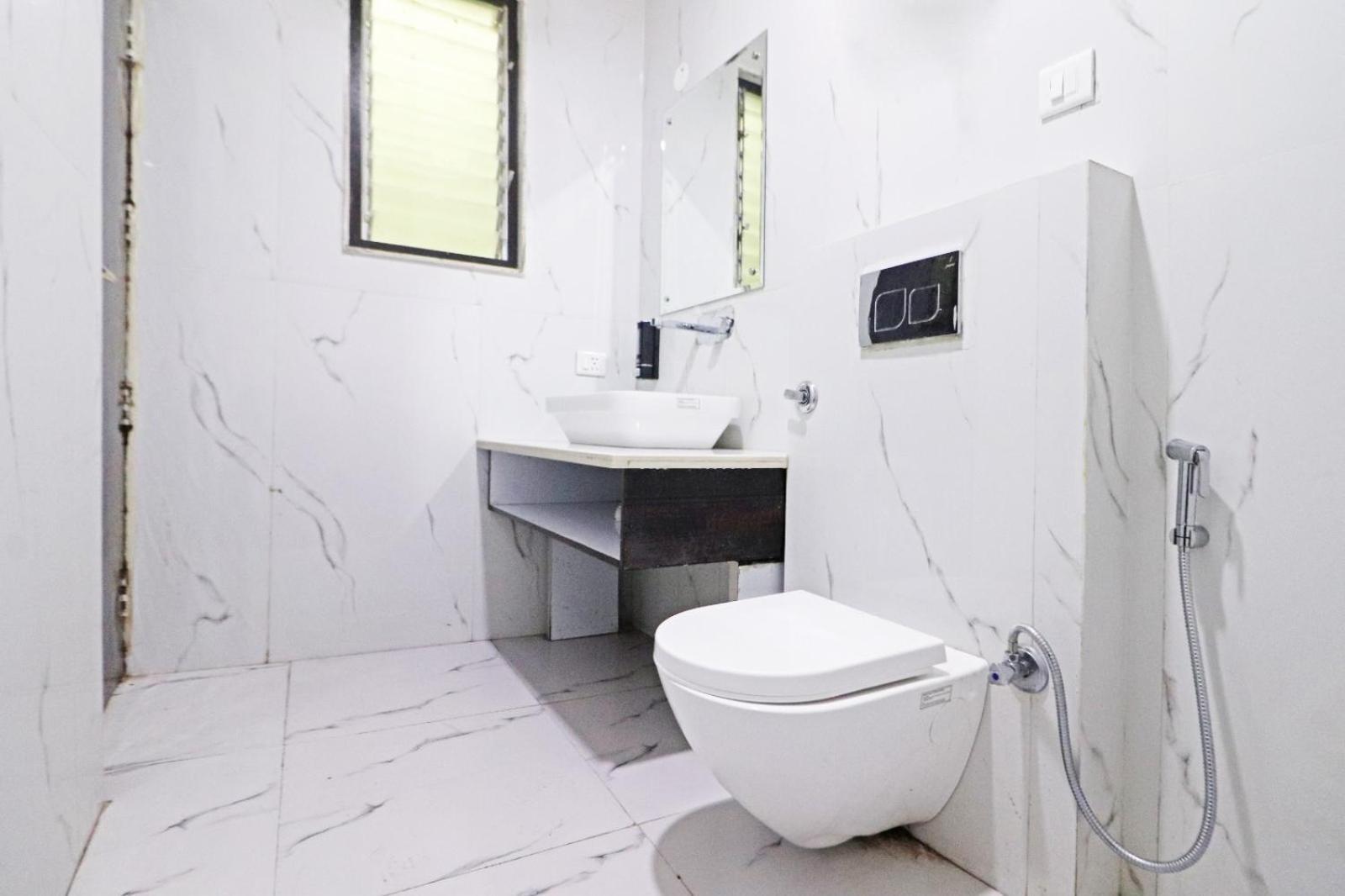 Hotel Almora Sky Near By Delhi International Airport With - Free Airport Pickup And Drop Neu-Delhi Exterior foto
