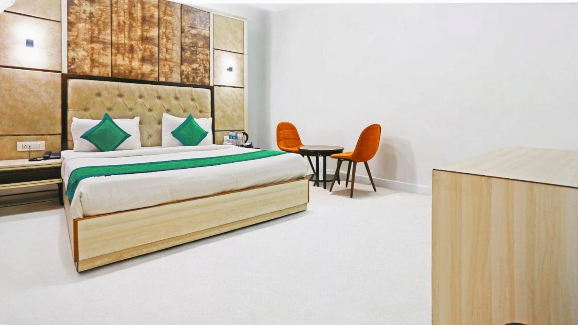 Hotel Almora Sky Near By Delhi International Airport With - Free Airport Pickup And Drop Neu-Delhi Exterior foto