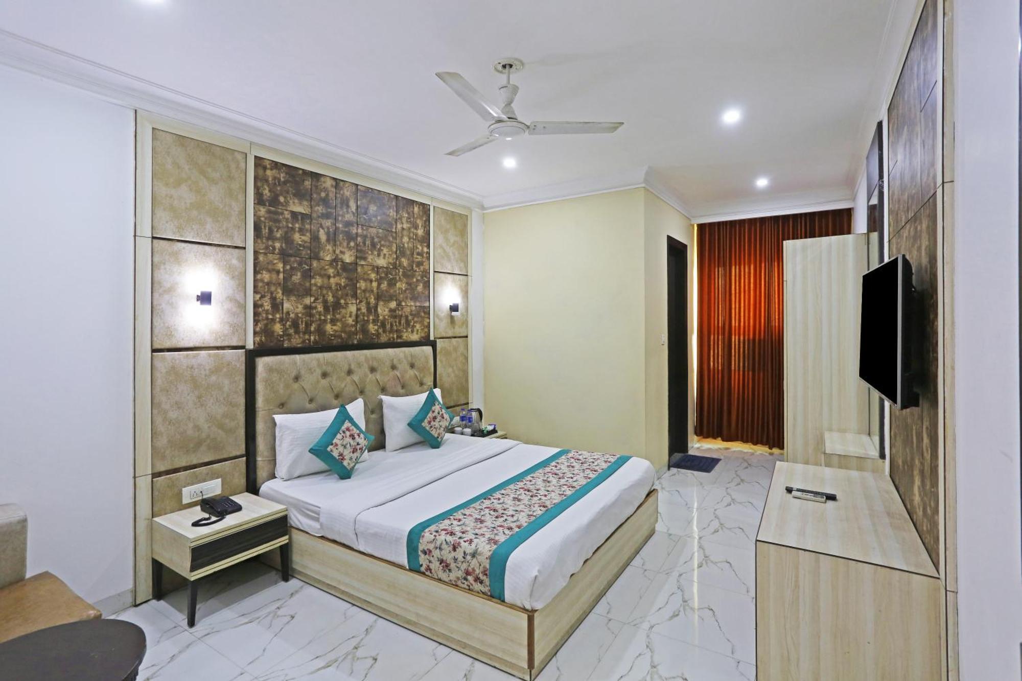 Hotel Almora Sky Near By Delhi International Airport With - Free Airport Pickup And Drop Neu-Delhi Exterior foto