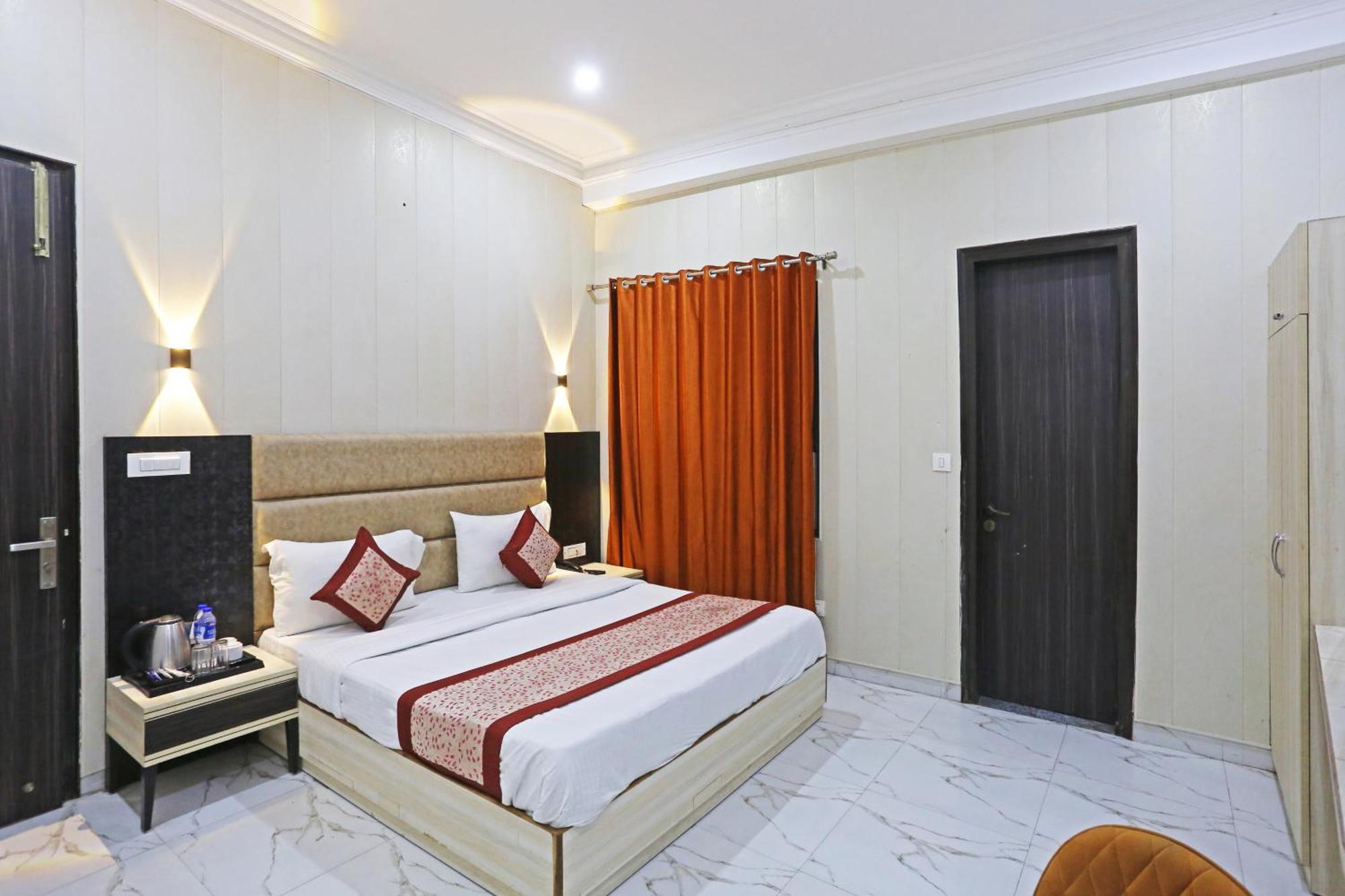 Hotel Almora Sky Near By Delhi International Airport With - Free Airport Pickup And Drop Neu-Delhi Exterior foto