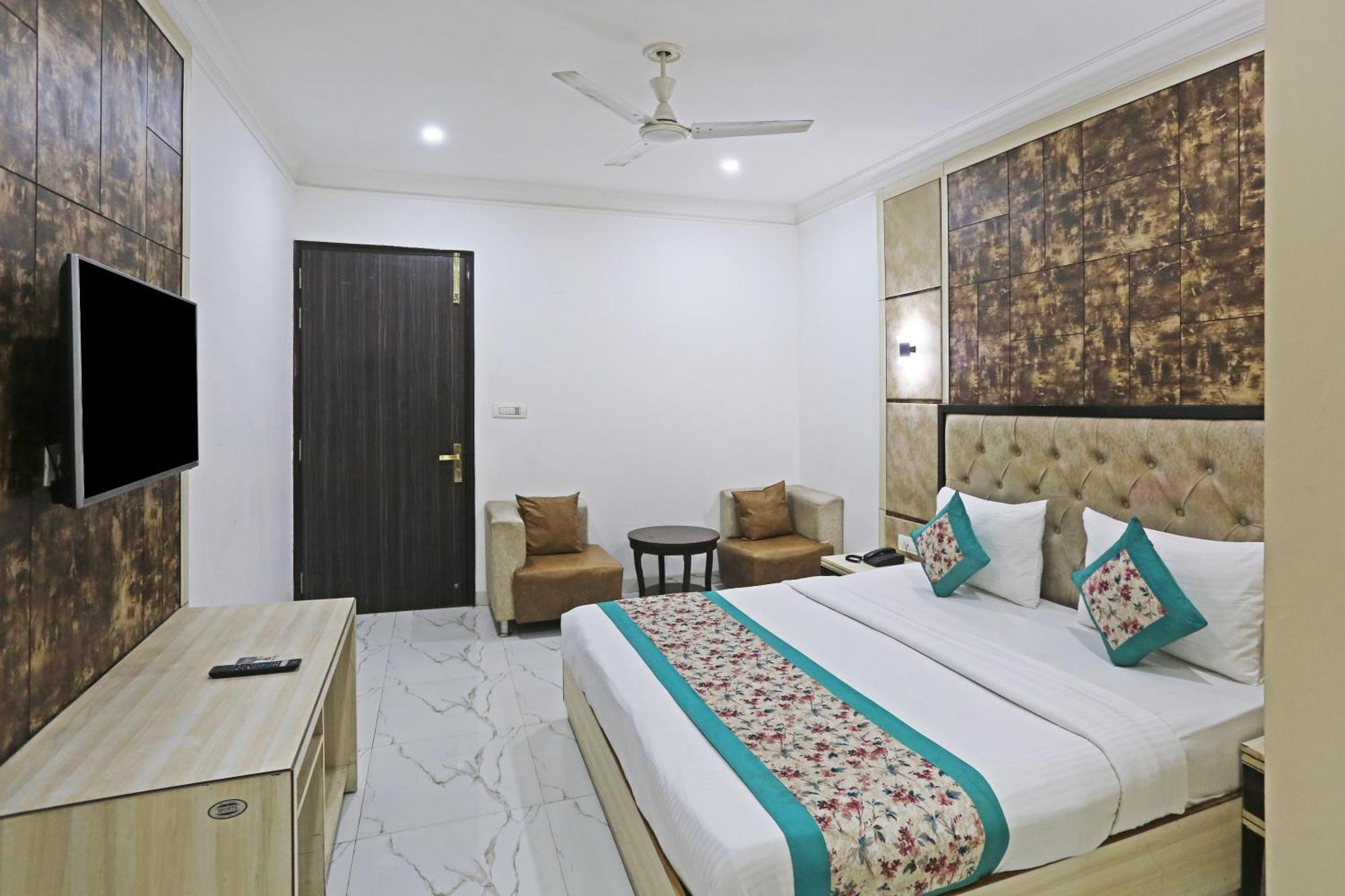 Hotel Almora Sky Near By Delhi International Airport With - Free Airport Pickup And Drop Neu-Delhi Exterior foto
