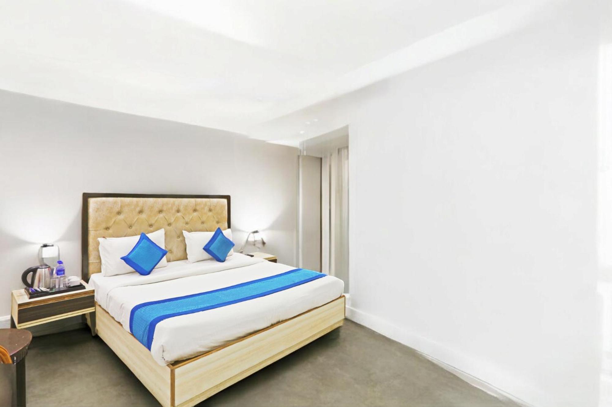Hotel Almora Sky Near By Delhi International Airport With - Free Airport Pickup And Drop Neu-Delhi Exterior foto